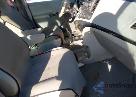 2013 Toyota Sienna L V6 7 Passenger from USA, damaged, VIN 5TDZK3DC3DS307320